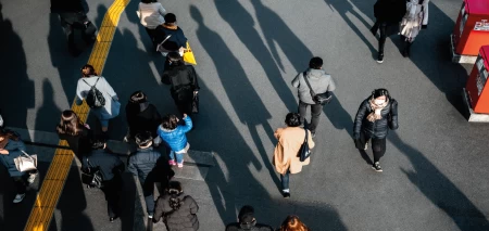 Uma Multidão de Solitários